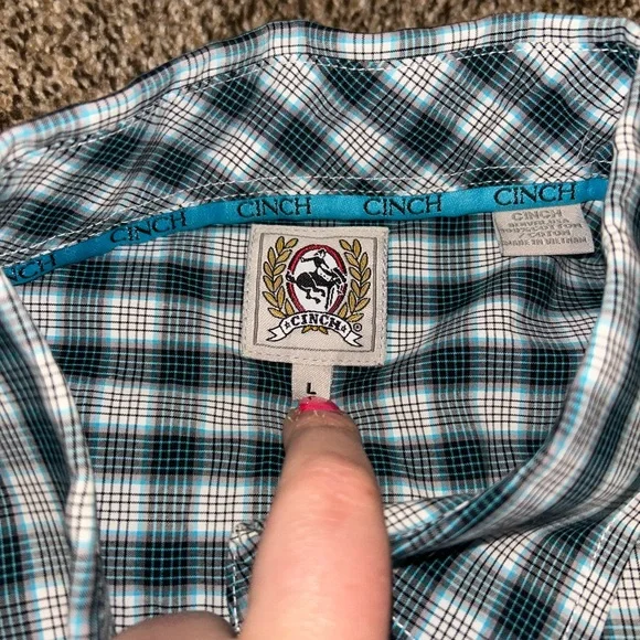 Cinch Men's Green Checkered Short Sleeve Button up shirt - Picture 3 of 3